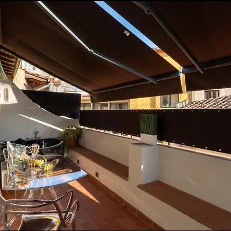 Ponte Vecchio Glow Jacuzzi Apartment